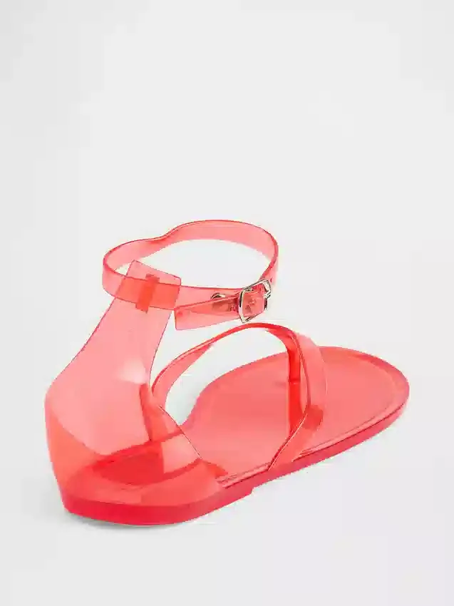 Sandaler med remmar i gelé