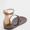 Sandaler med remmar i gelé