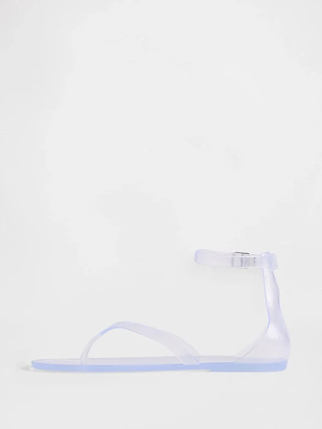 Sandaler med remmar i gelé