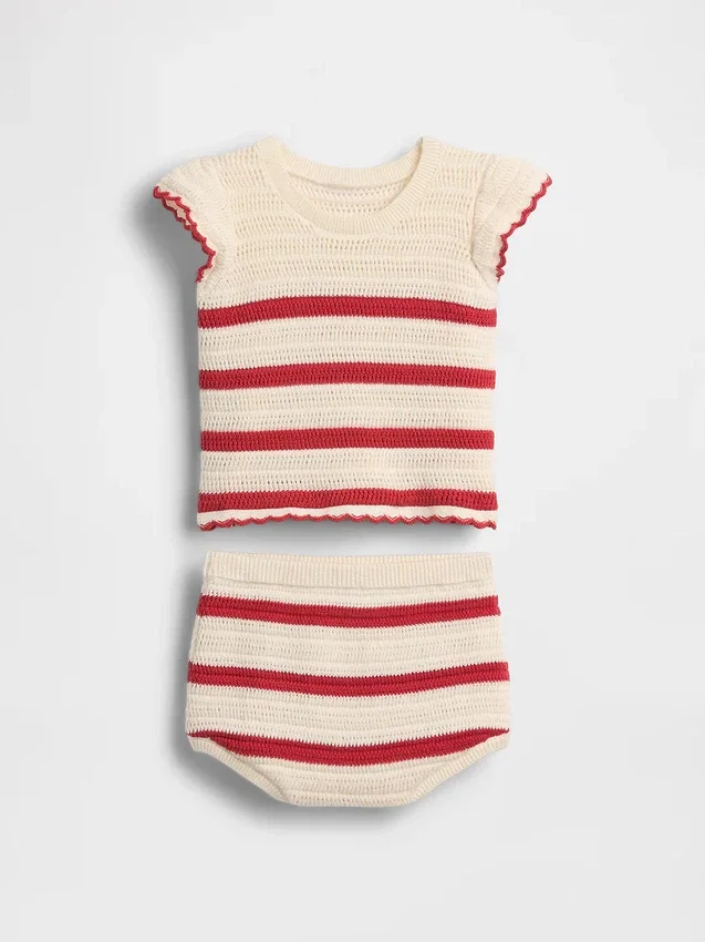 Set med randig virkad babyklädsel