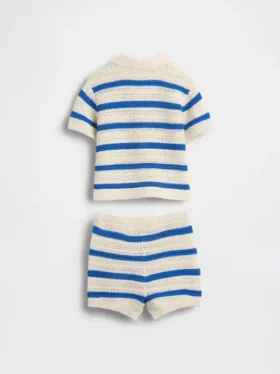 Set med randig virkad babyklädsel