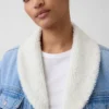 Sherpa-fodrad denimjacka med sjalkrage
