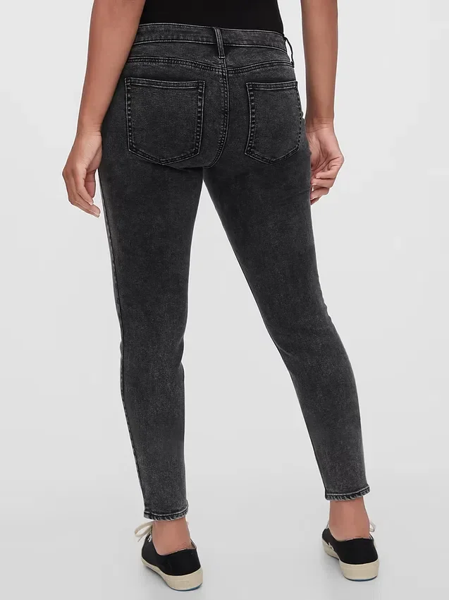 Skinny jeans med insats för mammakläder