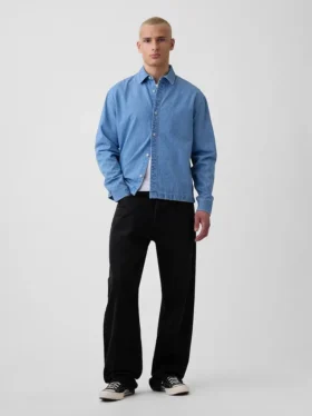 Skjorta i denim med avslappnad passform och rak nederkant