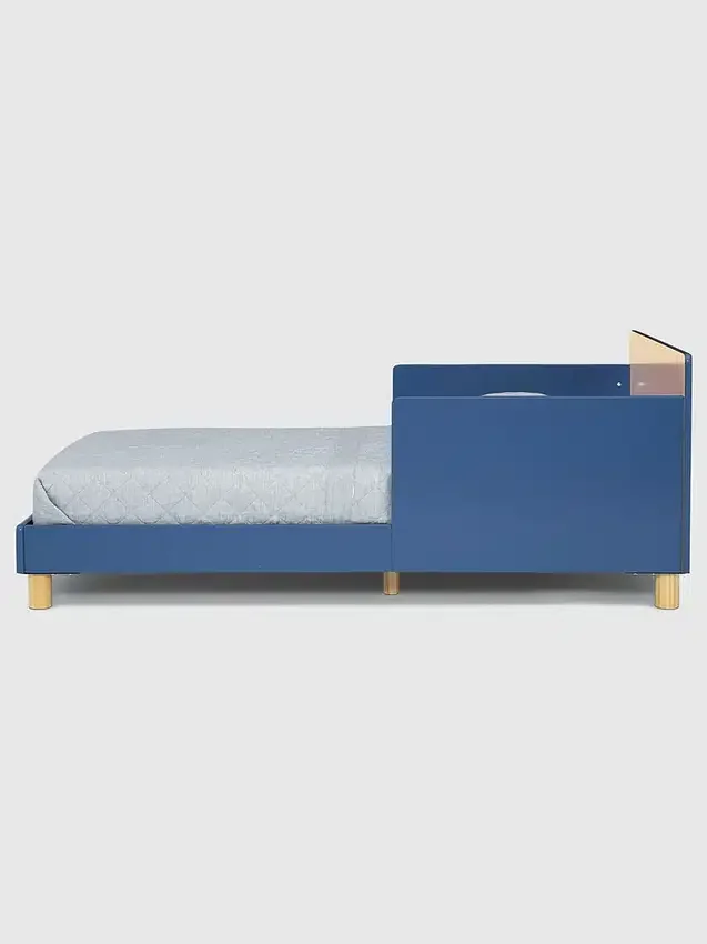 Småbarnssäng