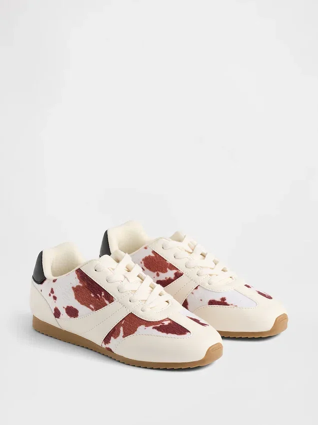 Sneakers med ko-mönster för barn