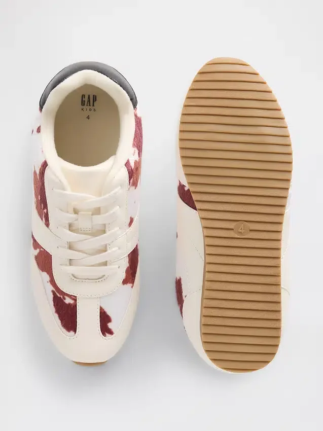 Sneakers med ko-mönster för barn