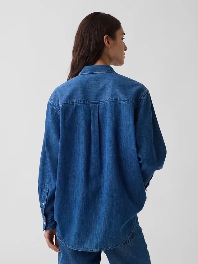Stor denimskjorta
