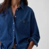 Stor denimskjorta