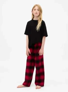 Stranger Things barnpyjamasbyxor i återvunnen flanell