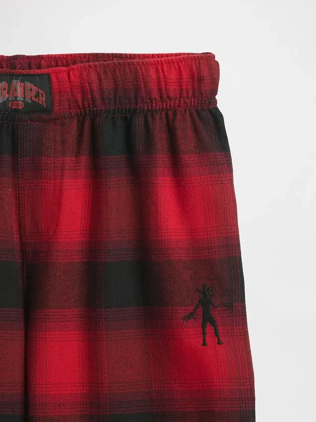 Stranger Things barnpyjamasbyxor i återvunnen flanell