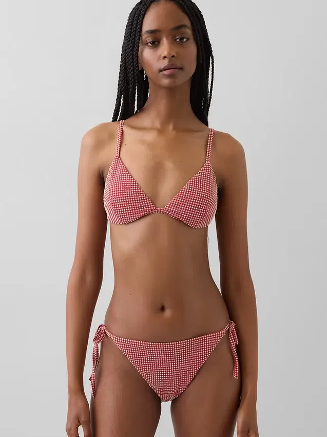 Stringbikinunderdelarna