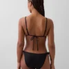 Stringbikinunderdelarna
