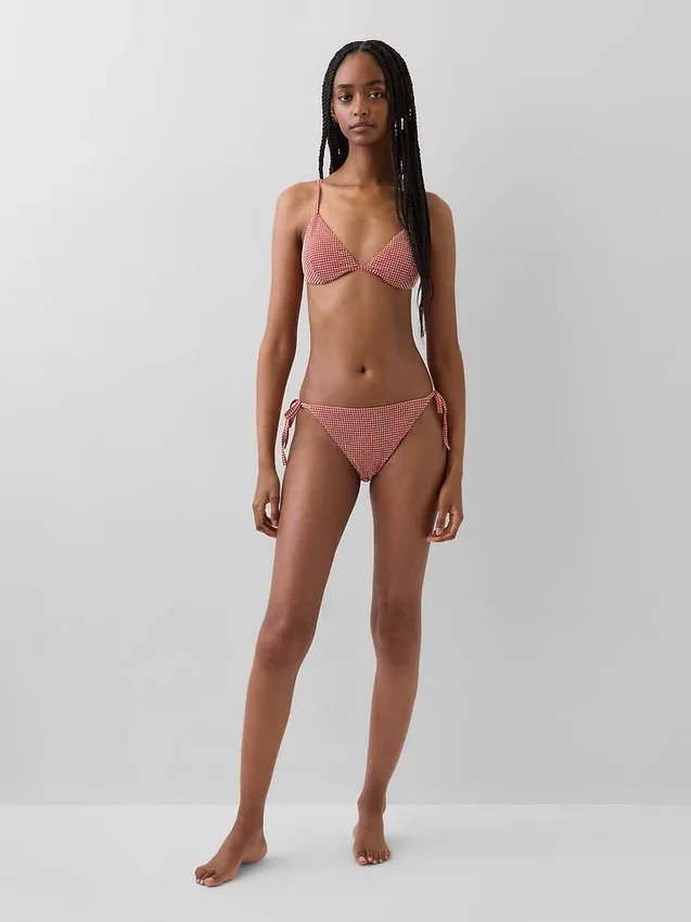Stringbikinunderdelarna