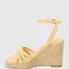 Sunnie-sandalen med kilklack