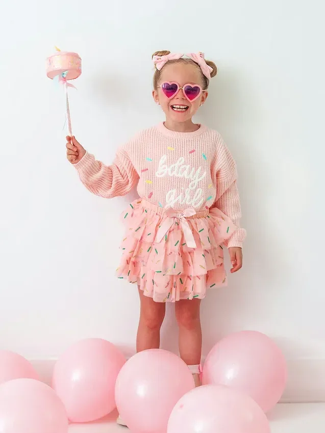 Sweet Wink Birthday Girl Sprinkle-stickad tröja