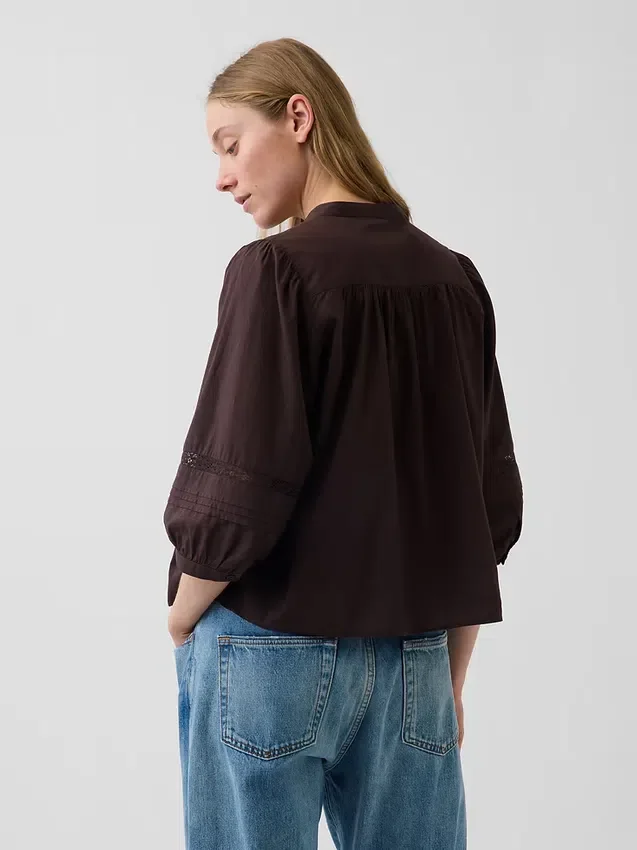 Swing-top med spetskant och knappar fram