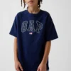 T-shirt för barn i tjockt tyg med avslappnad passform och Gap Logo