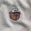 T-shirt för barn i tjockt tyg med avslappnad passform och Gap Logo