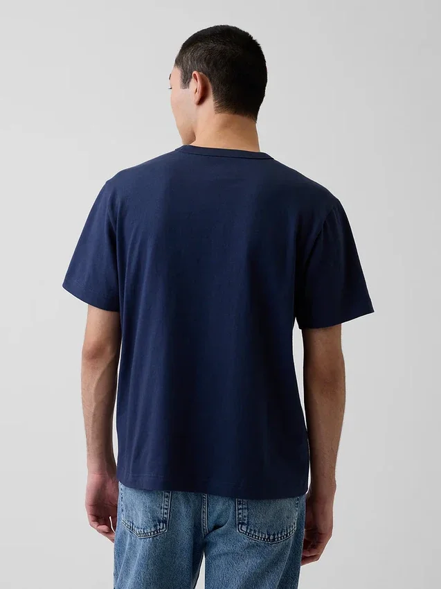 T-shirt för vuxna i tjockt tyg med avslappnad passform och logotyp
