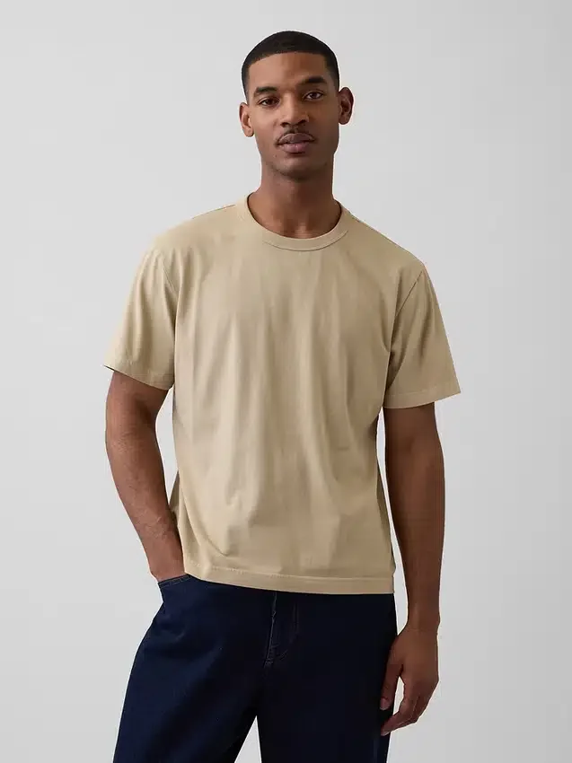 T-shirt i avslappnad passform för vuxna