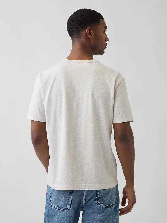 T-shirt i avslappnad passform för vuxna