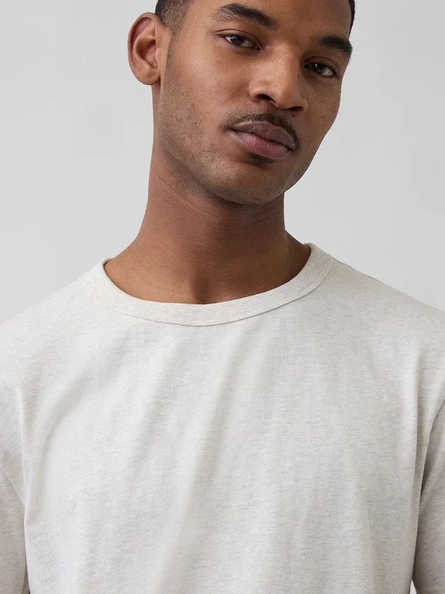 T-shirt i avslappnad passform för vuxna