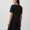 T-shirt i linneblandning med avslappnad passform och V-ringning