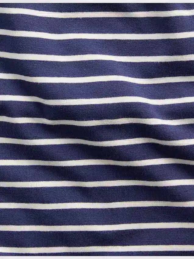 T-shirt i tättstickad jersey