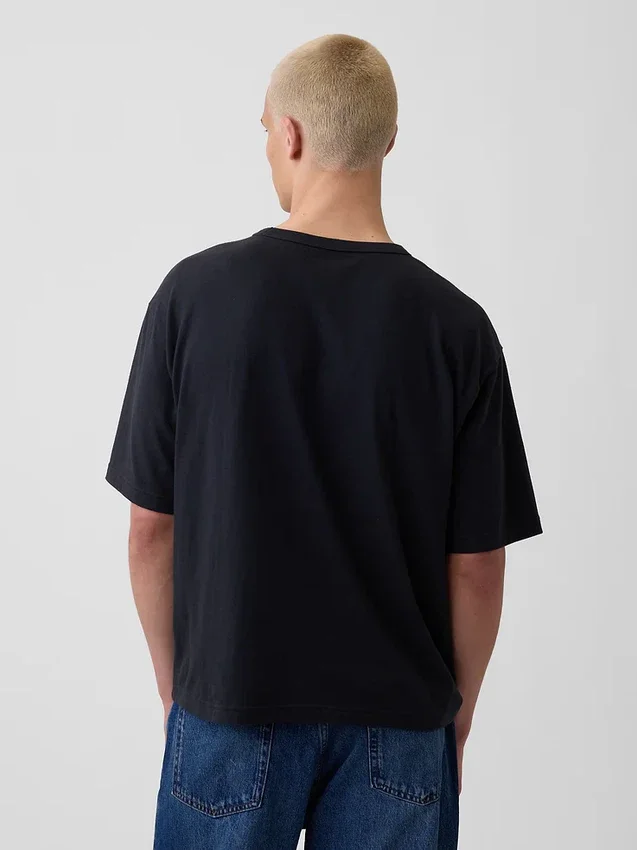 T-shirt med avslappnad passform