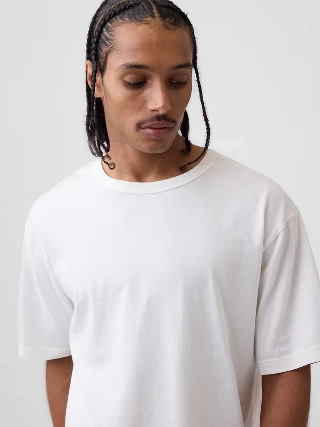 T-shirt med avslappnad passform