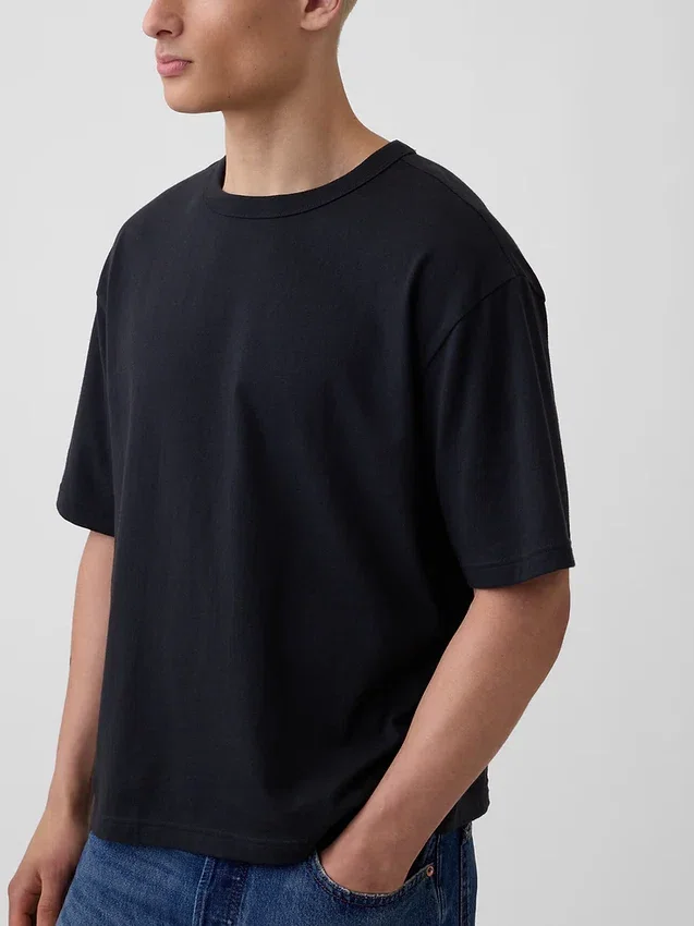 T-shirt med avslappnad passform