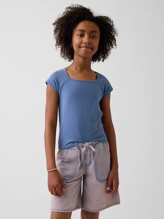 T-shirt med fyrkantig halsringning för barn