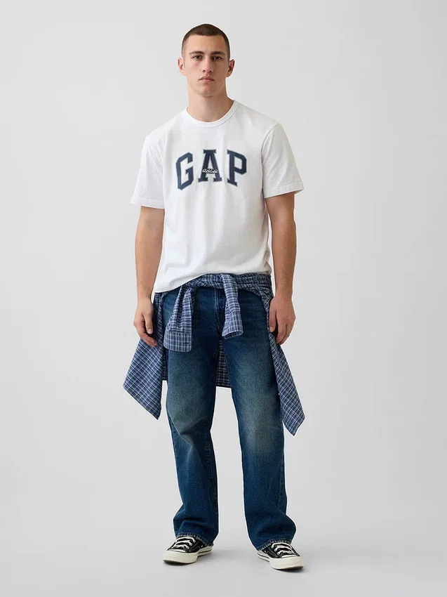 T-shirt med Gap Arch Logo