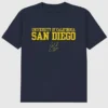 T-shirt med ”Legacy”-motiv från University of California San Diego