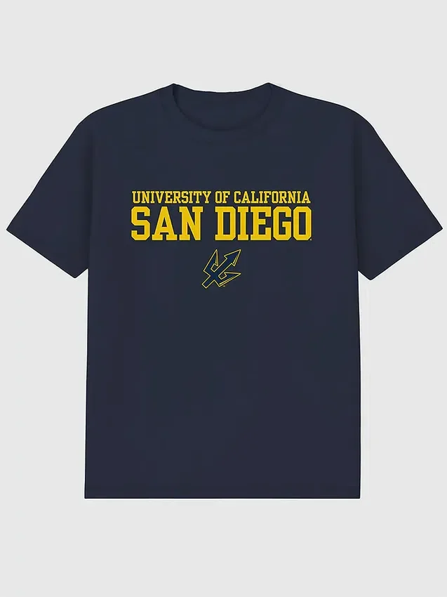 T-shirt med ”Legacy”-motiv från University of California San Diego
