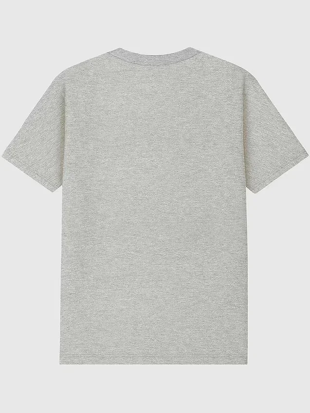 T-shirt med mörk grafisk bild av University of Nebraskas Arch Logo