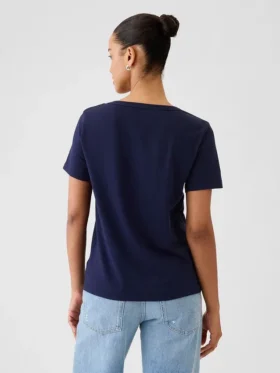 T-shirts i ekologisk bomull med V-ringning