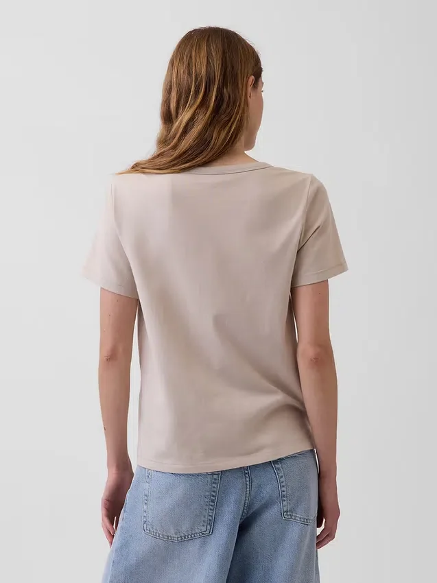 T-shirts i ekologisk bomull med V-ringning