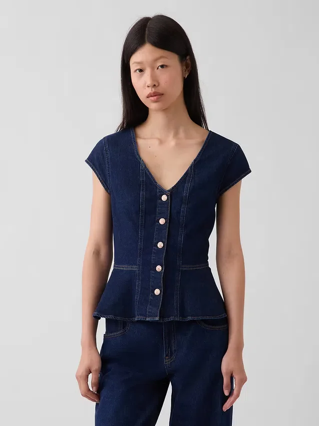Tajt sittande peplum-top i denim med korta ärmar