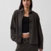 Tjock fransk frotté-skjorta i oversized-modell med knappar fram