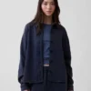 Tjock fransk frotté-skjorta i oversized-modell med knappar fram
