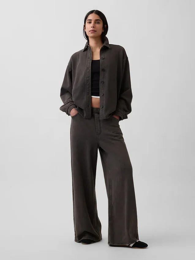 Tjock fransk frotté-skjorta i oversized-modell med knappar fram