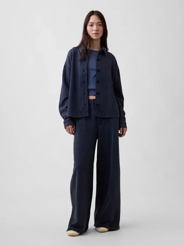 Tjock fransk frotté-skjorta i oversized-modell med knappar fram
