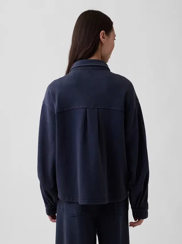 Tjock fransk frotté-skjorta i oversized-modell med knappar fram