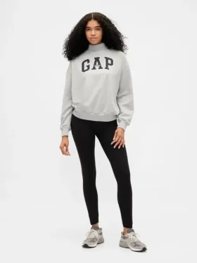 Tjock French Terry-tröja i oversized-modell med hög hals och logotyp
