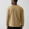 Tjock, kort T-shirt