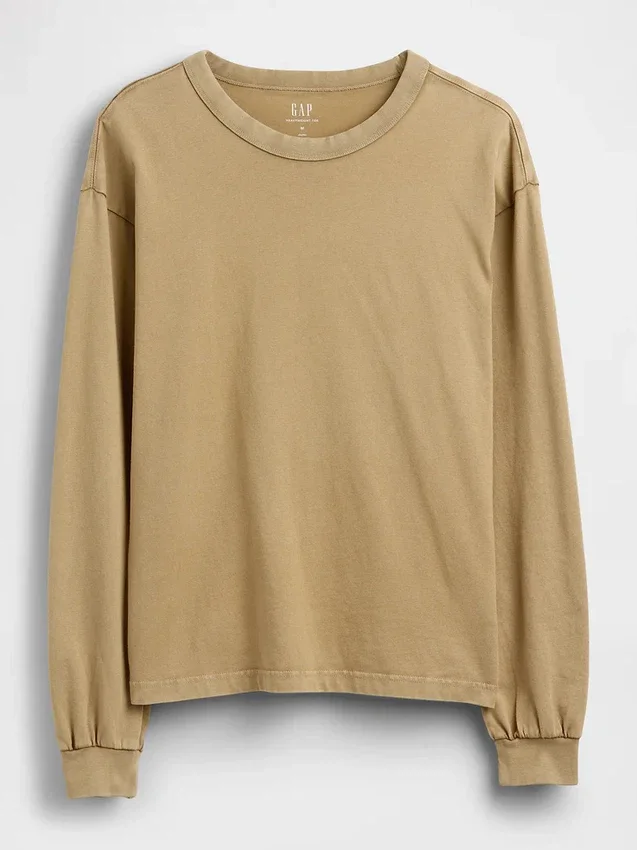 Tjock, kort T-shirt