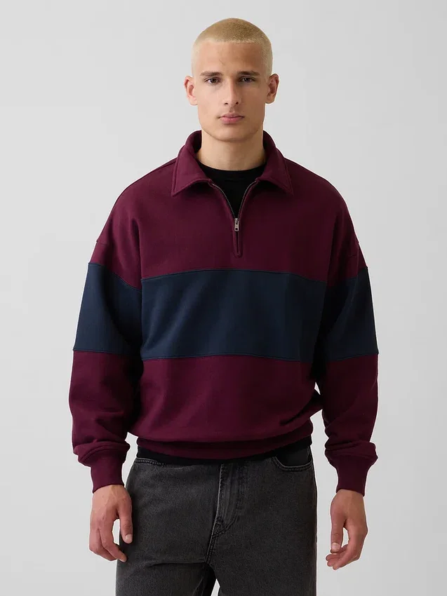 Tjock, oversized tröja med halv dragkedja och ränder
