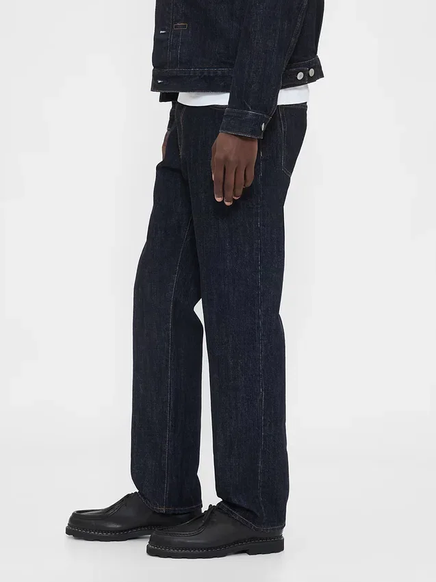 Tjocka, avslappnade raka Jeans